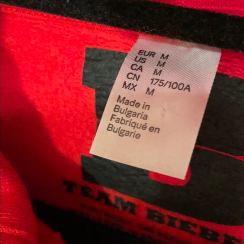 2017 Justin Bieber Purpose Tour Hoodie - Picture 3 of 6